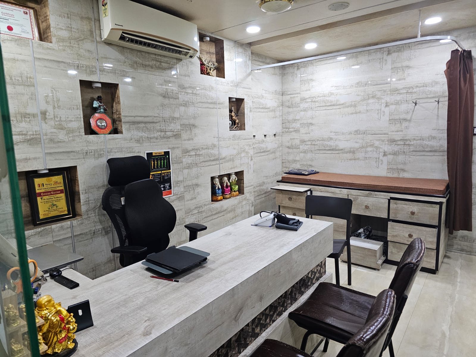Doctor consultation room at Mahadev Health Care Center, Ulhasnagar